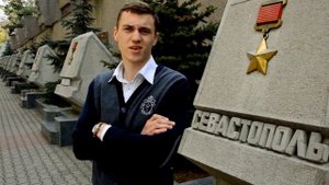 Севастопольский ответ на стих 'Никогда мы не будем братьями' с Юрий Ефременко