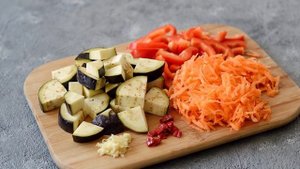 Стручковая фасоль с баклажанами на зиму