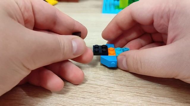 Как сделать самую простую птичку из Лего