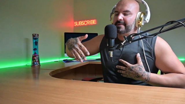 I Don't Listen To Losers - I Only Listen To Winners! | Daily Vid #95 | #podcast #successmindset смотреть онлайн