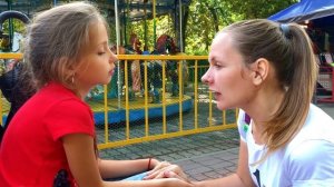 София стала маленькой. Почему девочки не поделили коляску. Скетч от Новизарики ТВ!