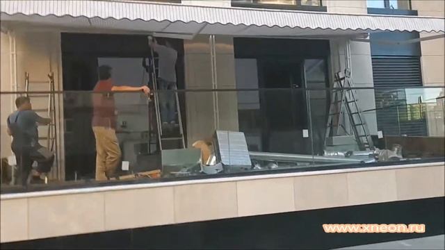 Маркиза для террасы. Локтевая маркиза. Навесы для кафе.