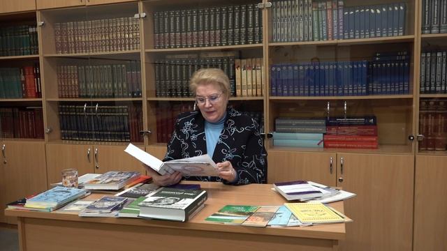 Саамская литература из фонда библиотеки в видеообзоре от Виктории Борисовны Бакулы. смотреть онлайн