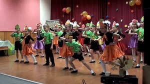 Праздник осени - 1В - танец овощей