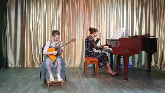 Русская народная песня "Возле речки, возле мосточка". Балалайка смотреть онлайн