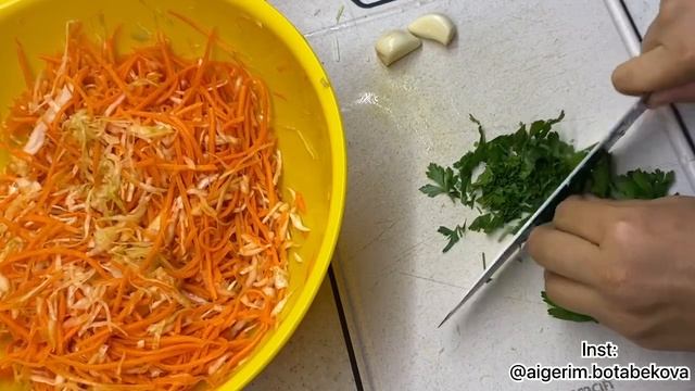 Капуста мен сәбізден ОҢАЙ САЛАТ?. Тәбет ашатын салат. Салат смотреть онлайн