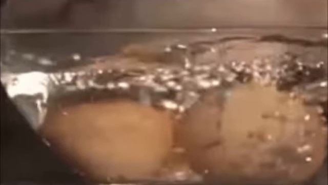 Яйца полезней есть сырыми или вареными? смотреть онлайн