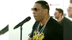 Kevin McCoy  Снег летит и летит