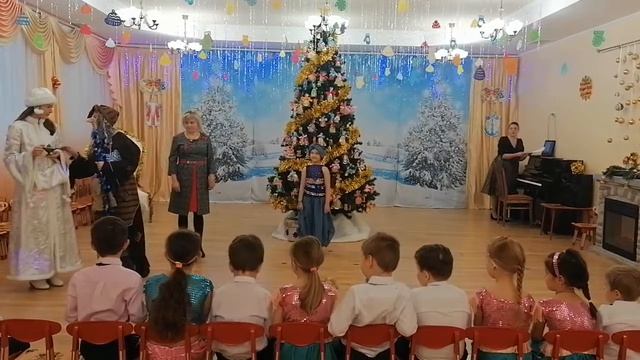 Новогодний утренник "Волшебная лампа Аладдина"
