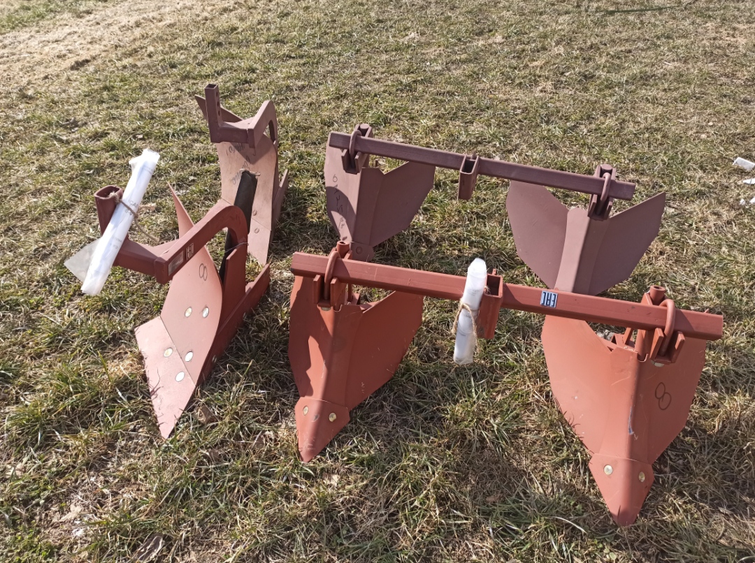 Наконец заменили. Сморгоньские плуг и окучник против Минских. Навесное для мотоблока МТЗ. Сравнение. смотреть онлайн