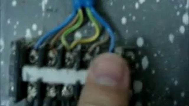 Стабилизатор Ресанта 3 кВт для покрасочных аппаратов. смотреть онлайн