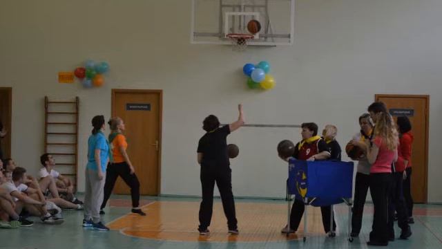 Спортивный праздник "А ну-ка, парни, а ну-ка, девушки" смотреть онлайн