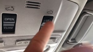 Toyota RAV4 – How to open/close sunroof.