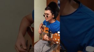 Тувинец круто спел под гитару ( Оннуктернин найыралы)