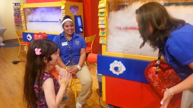 Build-A-Bear Workshop New Interactive Experience Newly Imagined Workshop смотреть онлайн