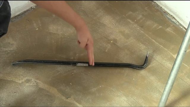 Снятие линолеума при помощи "николома" смотреть онлайн