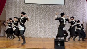 Вайнахский танец «Барият» в исполнении студентов СКГА