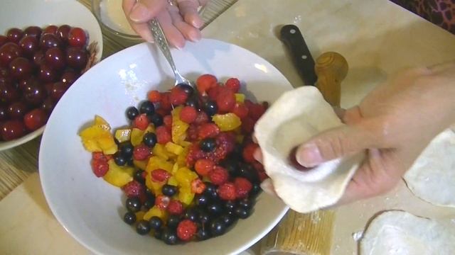 ВАРЕНИКИ С ВИШНЕЙ И  АССОРТИ # ВКУСНЫЕ ДОМАШНИЕ #