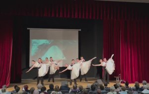 Как так то?! Спокойно, красиво - это "Синее море"