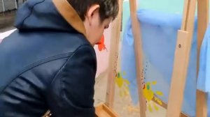 Рисование на прозрачных мольбертах
