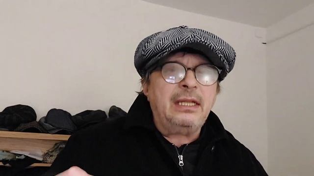 кепка Брайана Джонсона