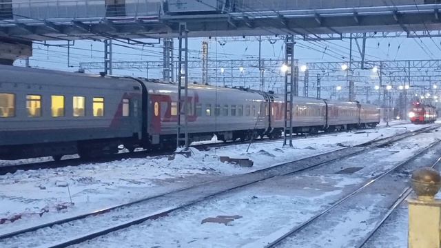 Пассажирский поезд 4 смотреть онлайн