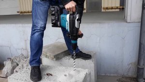 Makita DHR400 Cordless Rotary Hammer TEST