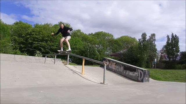 50-50 round-rail roller coaster смотреть онлайн