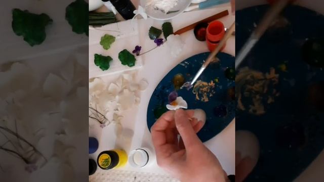 Фиалки из холодного  фарфора. (Своими руками)