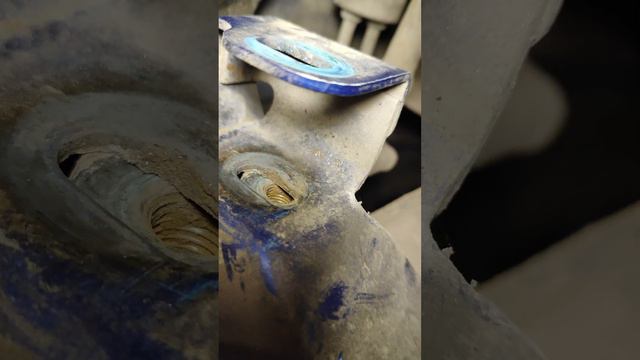 лада приора стук при трогание замена верхней подушки двигателя смотреть онлайн