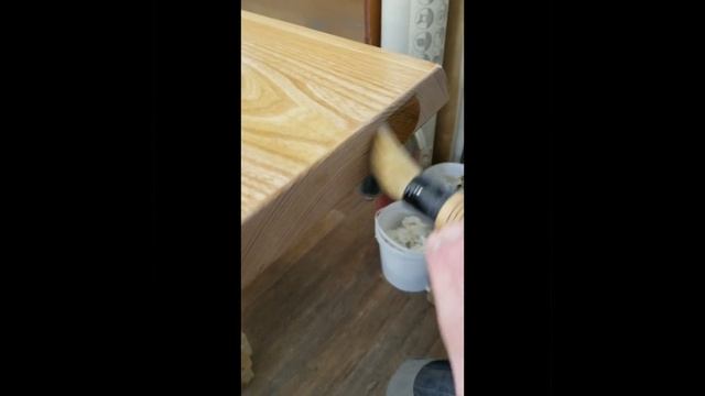 стол с эпоксидной смолой из склейки слэбов карагача ? смотреть онлайн