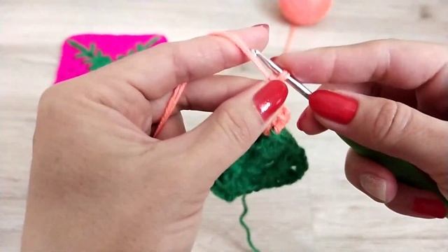 ОБЫЧНЫЙ БАБУШКИН КВАДРАТ- НО С ИЗЮМИНКОЙ ? смотреть онлайн