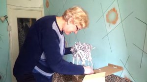 Идея: Как оригинально подарить деньги сладкоежке.