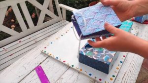 Подарочные пакеты не выкидываю, а пускаю в дело. Показываю, куда их креативно пристроить