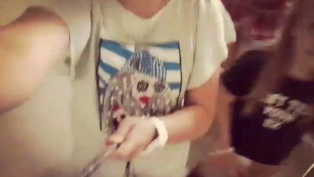 Дом /в лифте надписи смотреть онлайн