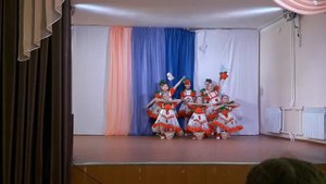 Танец "Ягодка"