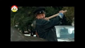 Папарацци  итальянская комедия Переведите кто может на русский язык.