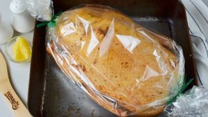 Утка с яблоками и гречкой в духовке