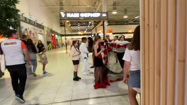 Анжелина в Мега Адыгея Кубань / закулисье / модельный показ Gloria jeans acoola котофей sela