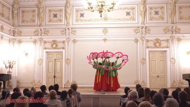 «Буче чум. Танец с веерами»  Ансамбль «Небесная птица»