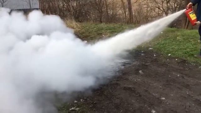 Тушение открытого огня огнетушителем типа ОП-8 смотреть онлайн