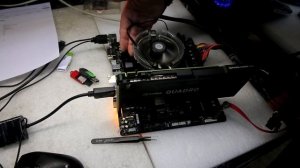 GIGABYTE ПРОСТИ