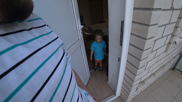 Пускаем пузыри на набережной // Завтра будут шашлыки! // Как растёт инжир? смотреть онлайн