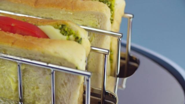 TSF01: Smeg 50's Style Two Slice Toaster смотреть онлайн