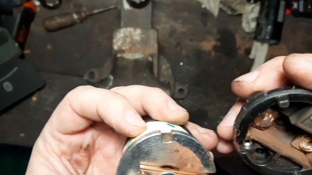 Внезапно перестало заводиться авто. Щёлкает под капотом и не заводится. Стартер, реле и клемы. 2022 смотреть онлайн