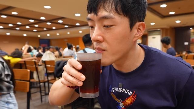 Food Court in THE #1 Shopping Mall Brand in Philippines смотреть онлайн