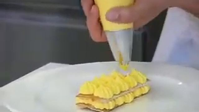 слоеный пирог Millefoglie