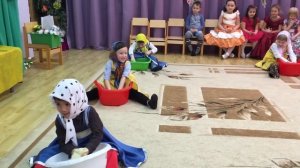 Танец мальчиков Праздник в детском саду 8 Марта Москва Детки 5-6 лет Песни Танцы