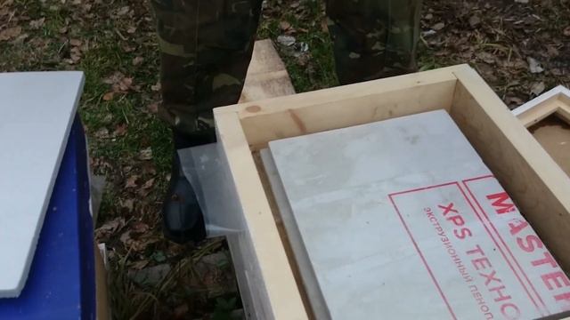 ХОЛОДНАЯ ЗИМОВКА НА ВОЛЕ В ОДНОМ РУТОВСКОМ КОРПУСЕ как организовать вентиляцию улья