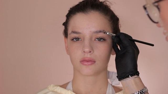 БРОВИ: долговременная укладка/ламинирование бровей